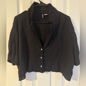 H&M Black Cropped Button-Down Shirt
